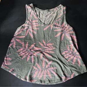 A New Day Medium Tank Top Sage Green With Pink Palm Leaf Pattern
